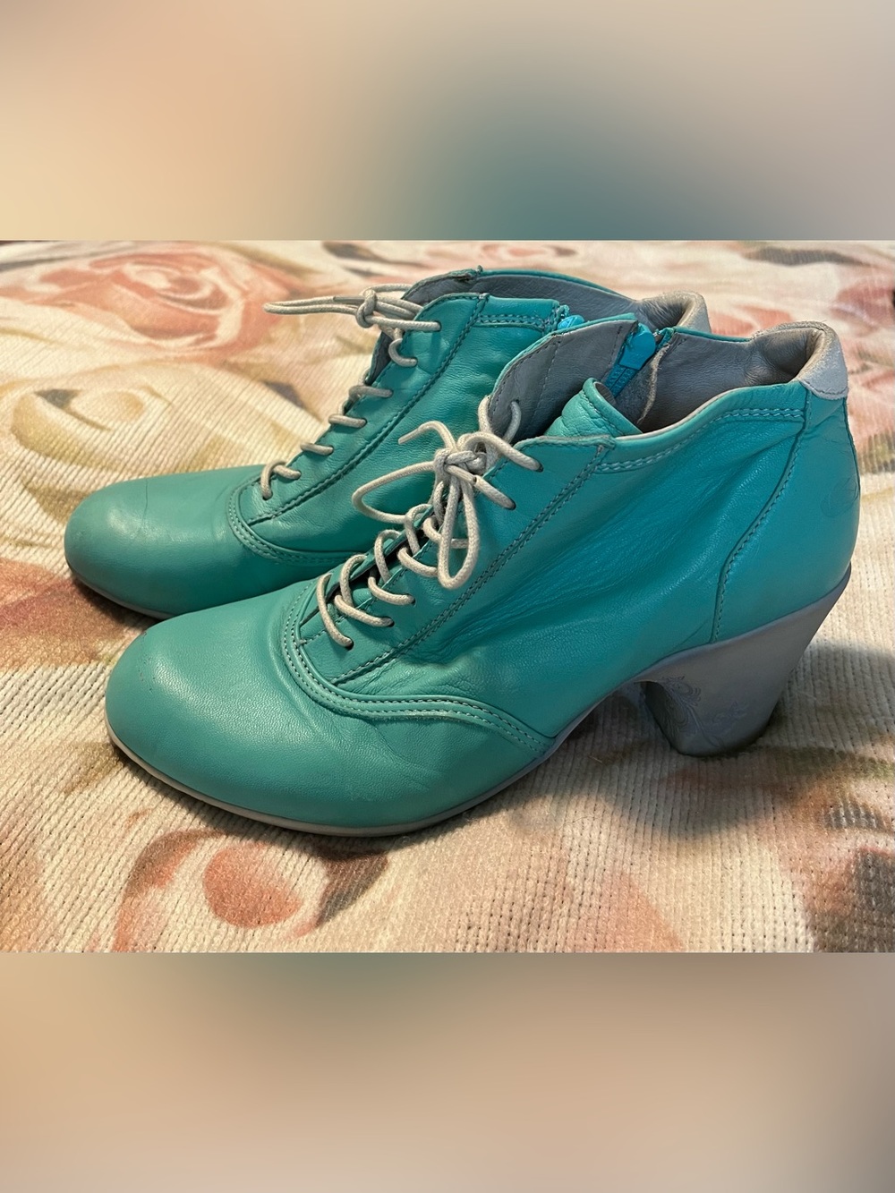 Women’s Lace-Up Teal Leather Ankle Boots
